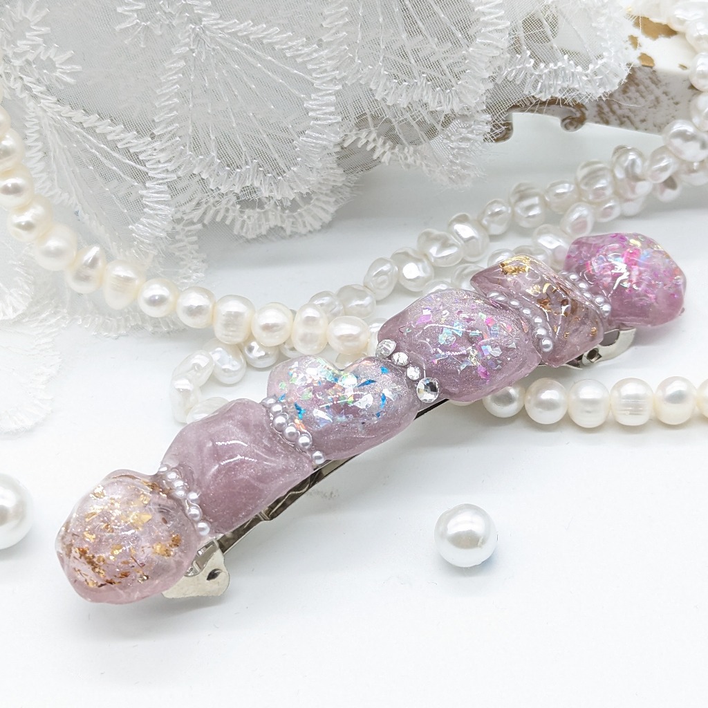 くすみカラーパープルのバレッタ