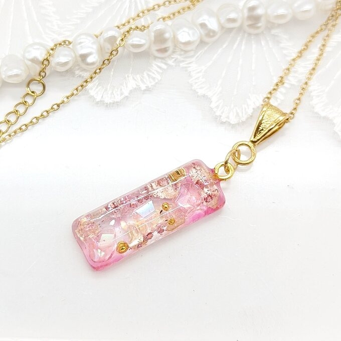 ピンクと鉱石のネックレス①No.94