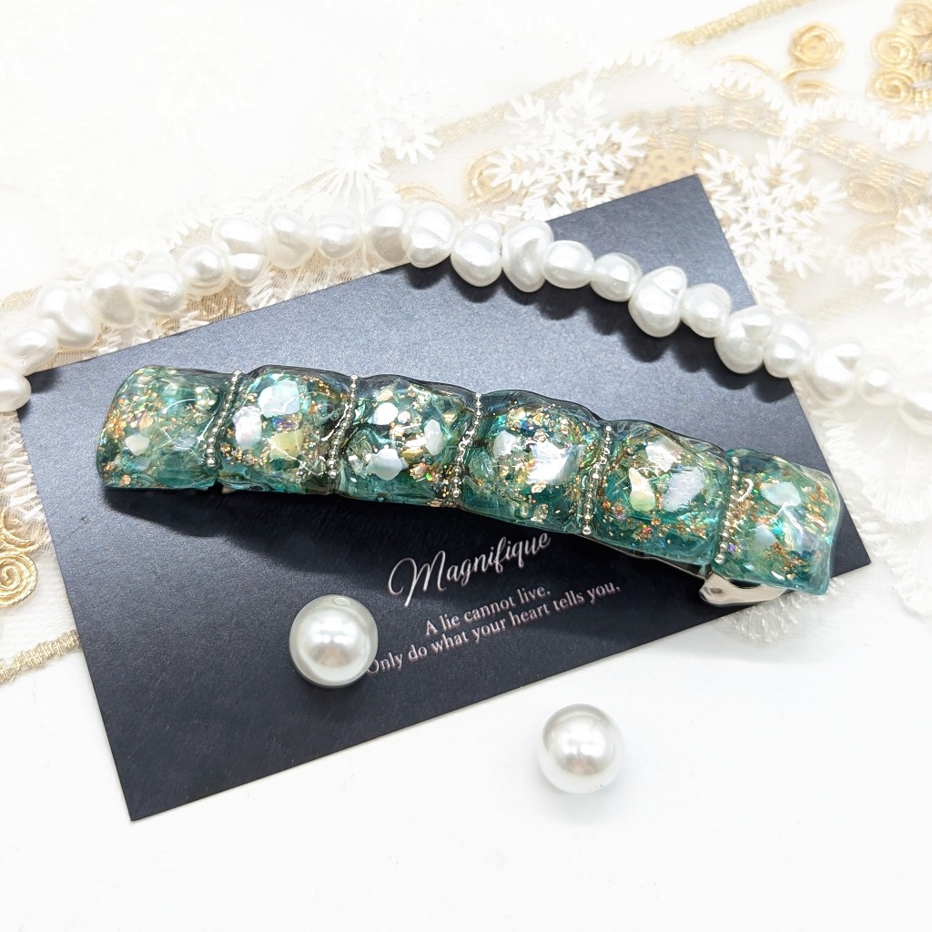 翠緑(すいりょく)のバレッタNo.165