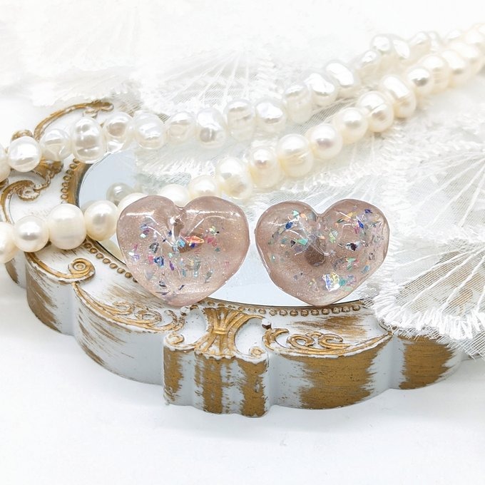 ハート(天然石風)のピアス No.128