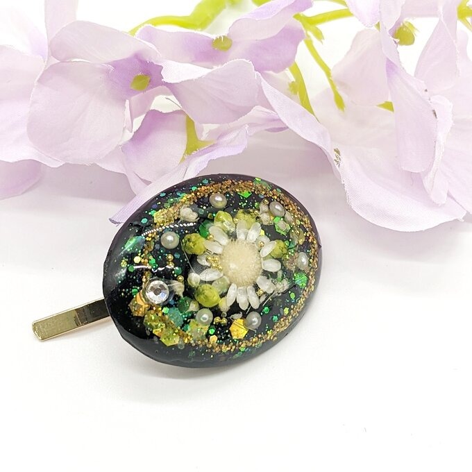 ホワイトフラワーのポニーフックNo.42