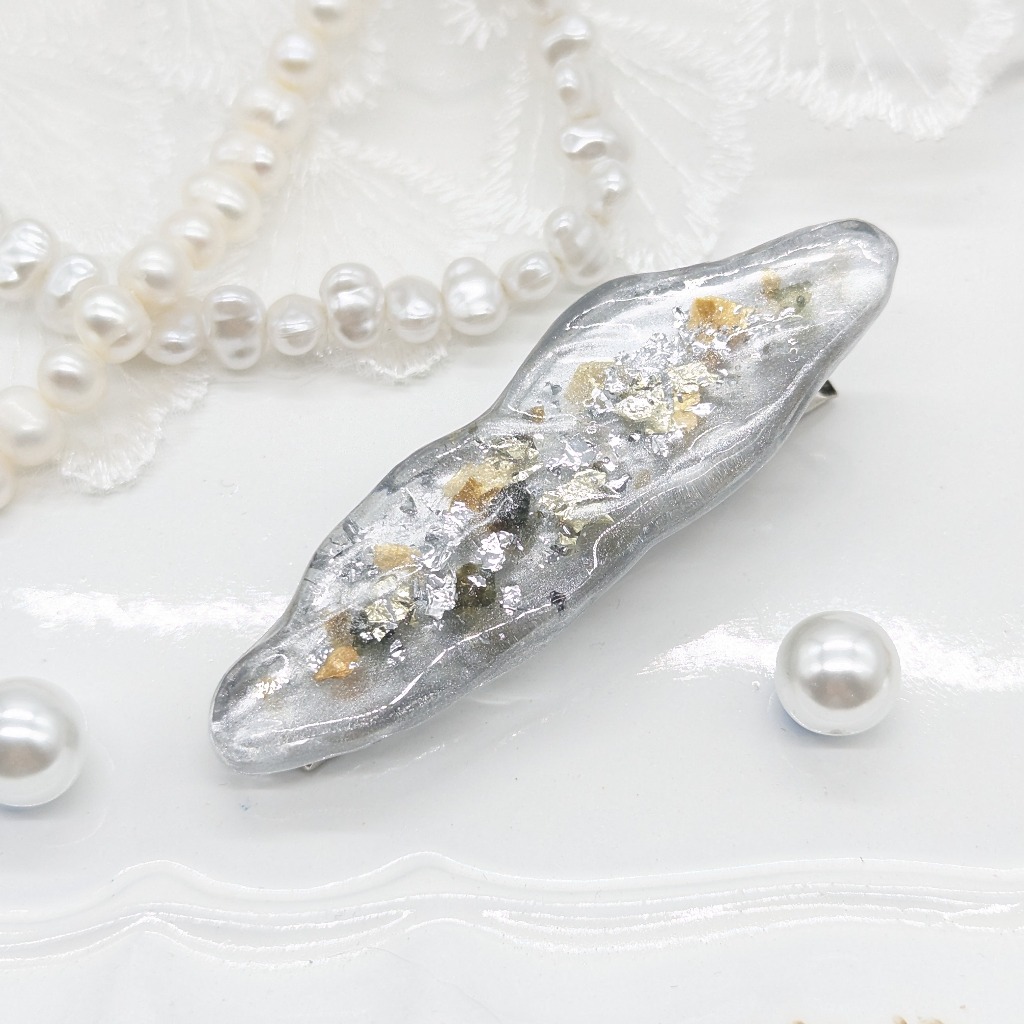 キラキラ感いっぱいのヘアピン！